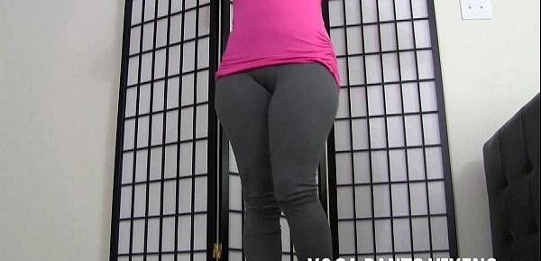  These yoga pants really huge my shaved pussy JOI